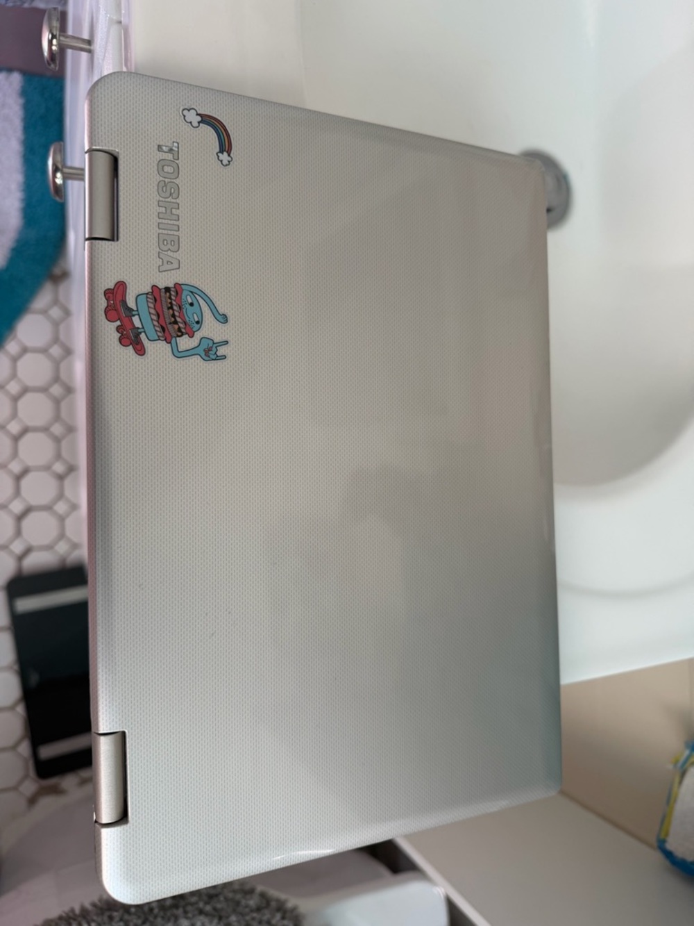 Toshiba Satellite L15W-B1303